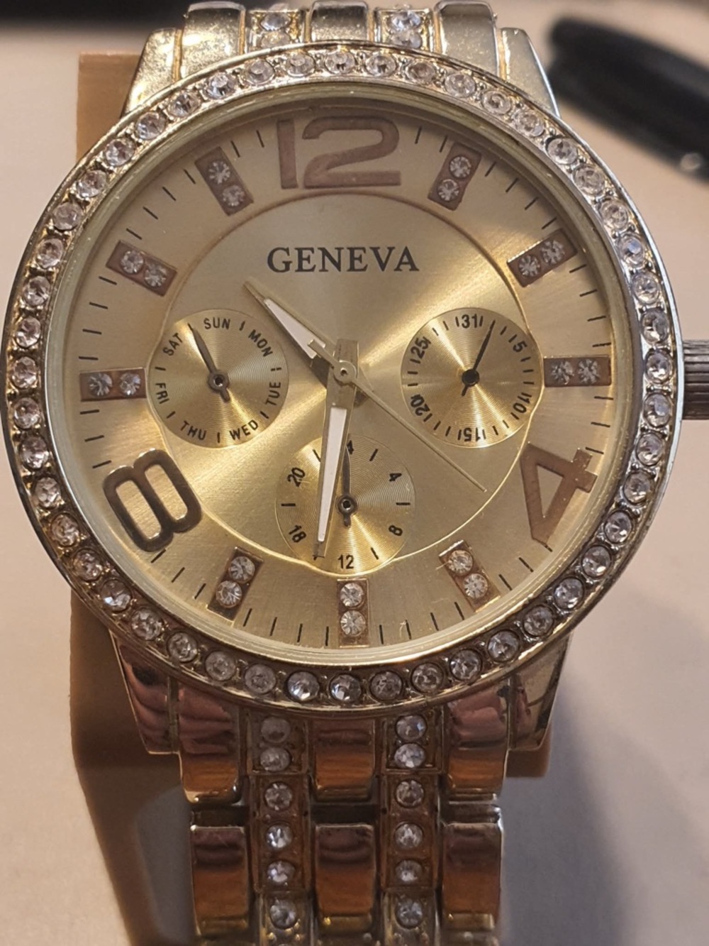 🦋10/$20🦋 Geneva Goldtone Rhinestone Stainless Steel Women's Watch